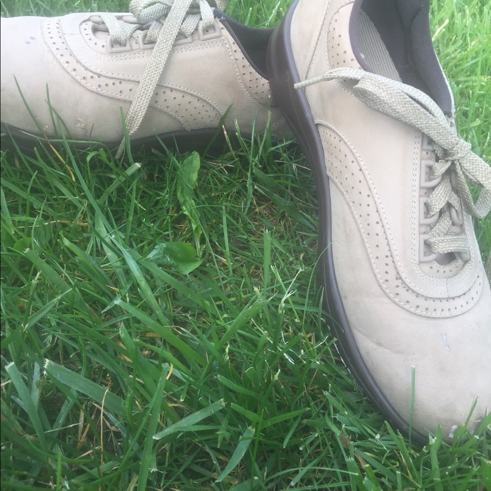 SAS Women’s  Easy Walk Suede Shoes 9/1/2 - Picture 4 of 16
